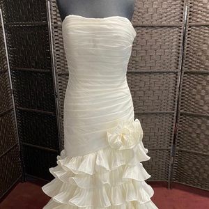 Stunning Jasmine Bridal Wedding Gown On Sale in Size 10